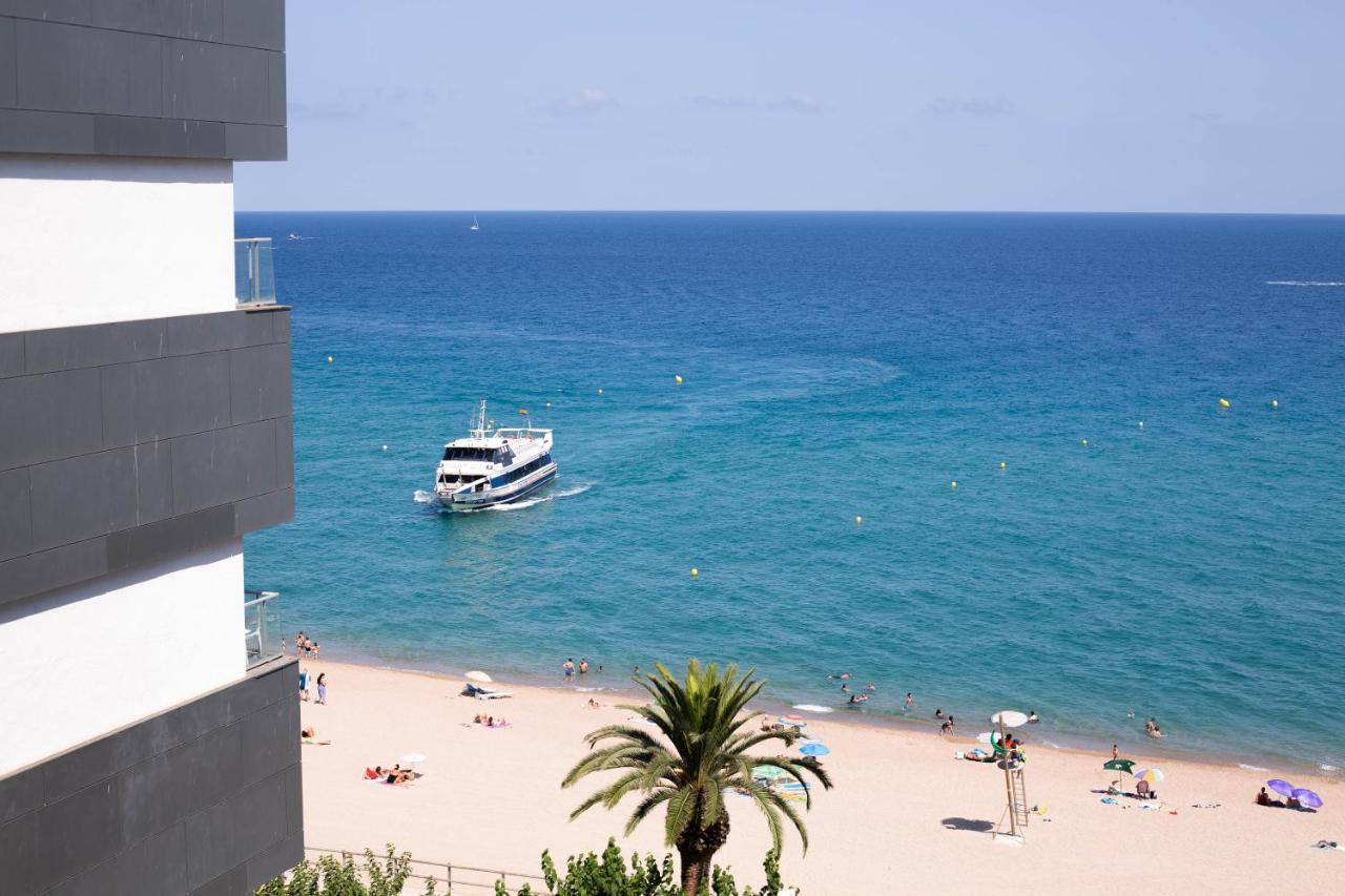 Apartamento Septimo Cielo Primera Linea De Mar Blanes Bagian luar foto